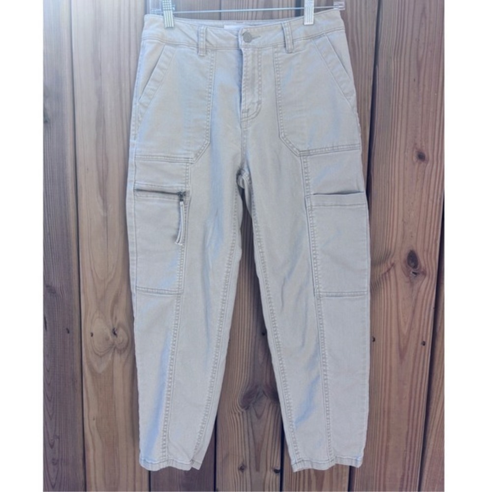 Habitual Women Tan Khaki High Rise Cargo Tapered Pants Size 4/27 Normcore Preppy
